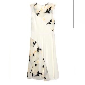 🦄Sportmax “Memo “gorgeous couture embroidered daisy dress with sheer chiffon😍